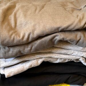 10 Gildan Crewneck T-Shirts-3 colors